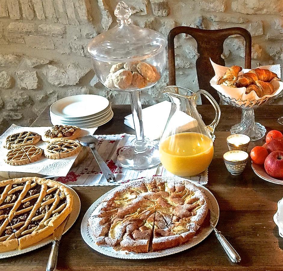 スポレート Palazzo Sant'Angelo Bed & Breakfast エクステリア 写真
